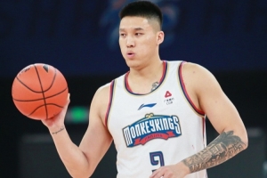 九游体育网页版-媒体人：在窗口期 阿日以自由球员身份被认领 球队将会免费得到他