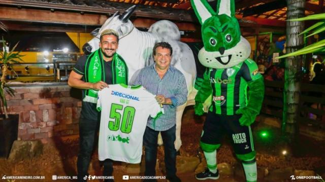 九游体育网页版-洛国富新球衣名“Luo GF”：我喜欢这个名字的意思