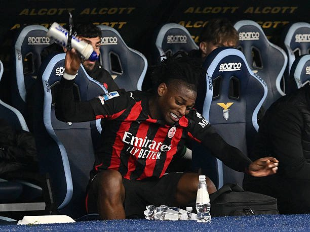 九游体育在线登陆-安布罗西尼批评莱奥场上表现，34分钟仅触球4次|AC米兰|拉斐尔·莱奥|拉斐尔-达-席尔瓦|名宿|莱奥-席尔瓦_新浪体育_新浪新闻